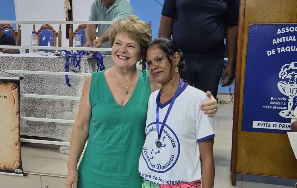 Foto da premiação e comemoração dos 44 anos da AAAT 9 de 36